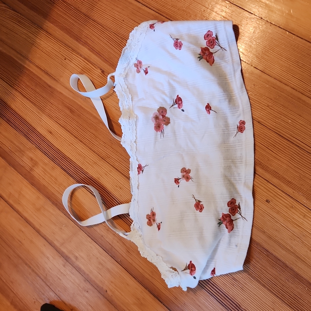 Like New Floral Lace Aerie Bralette!!